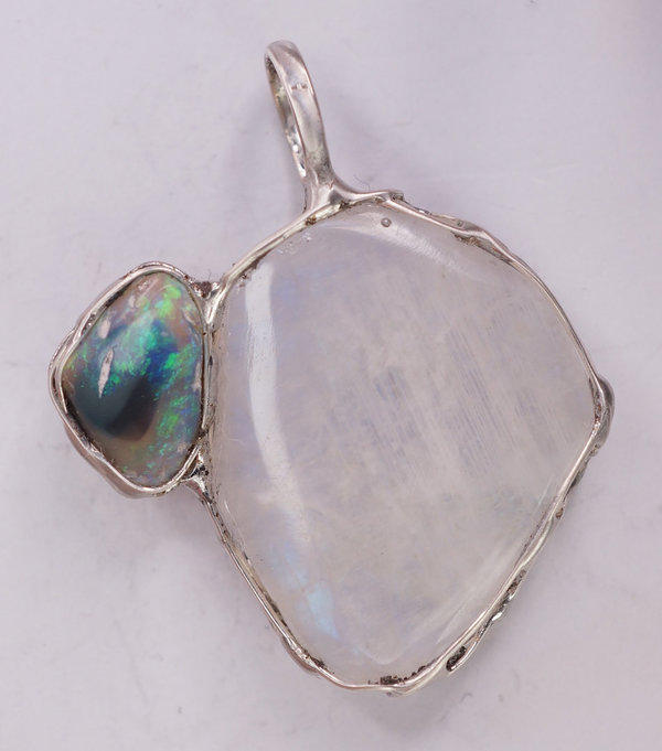 Mondstein Opal Anhänger